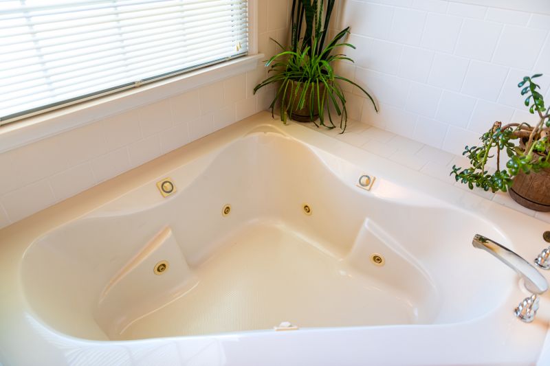 Top Bathtub Installation Companies in Newberry, FL